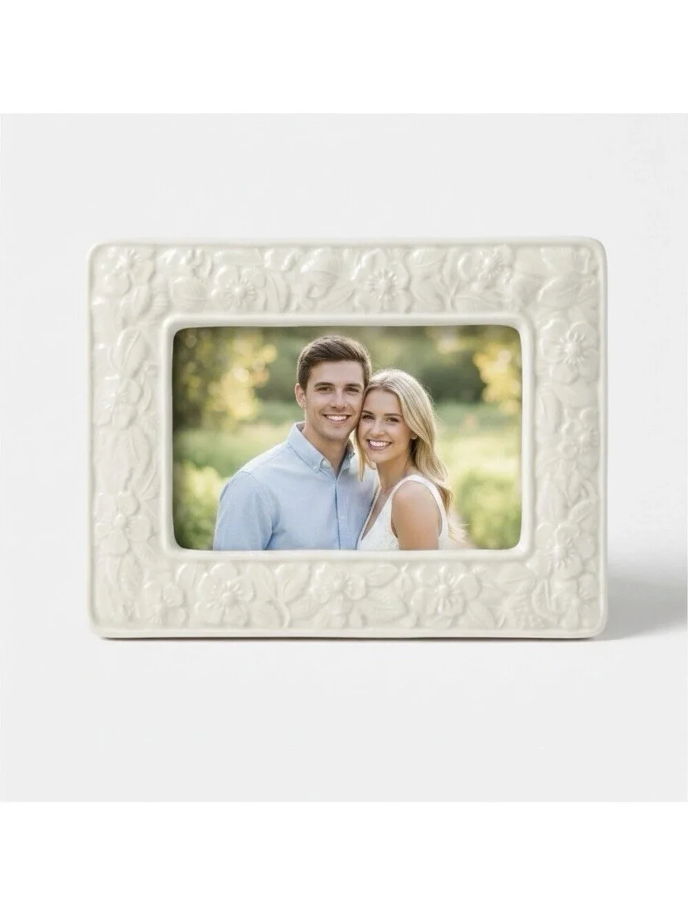 Vintage Elsa L Ceramic Floral Picture Frame 4x6 Ivory Taiwan Cottagecore